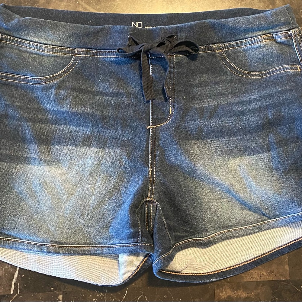 Blue mid rise shorts